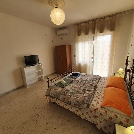 Train Station Comfy *